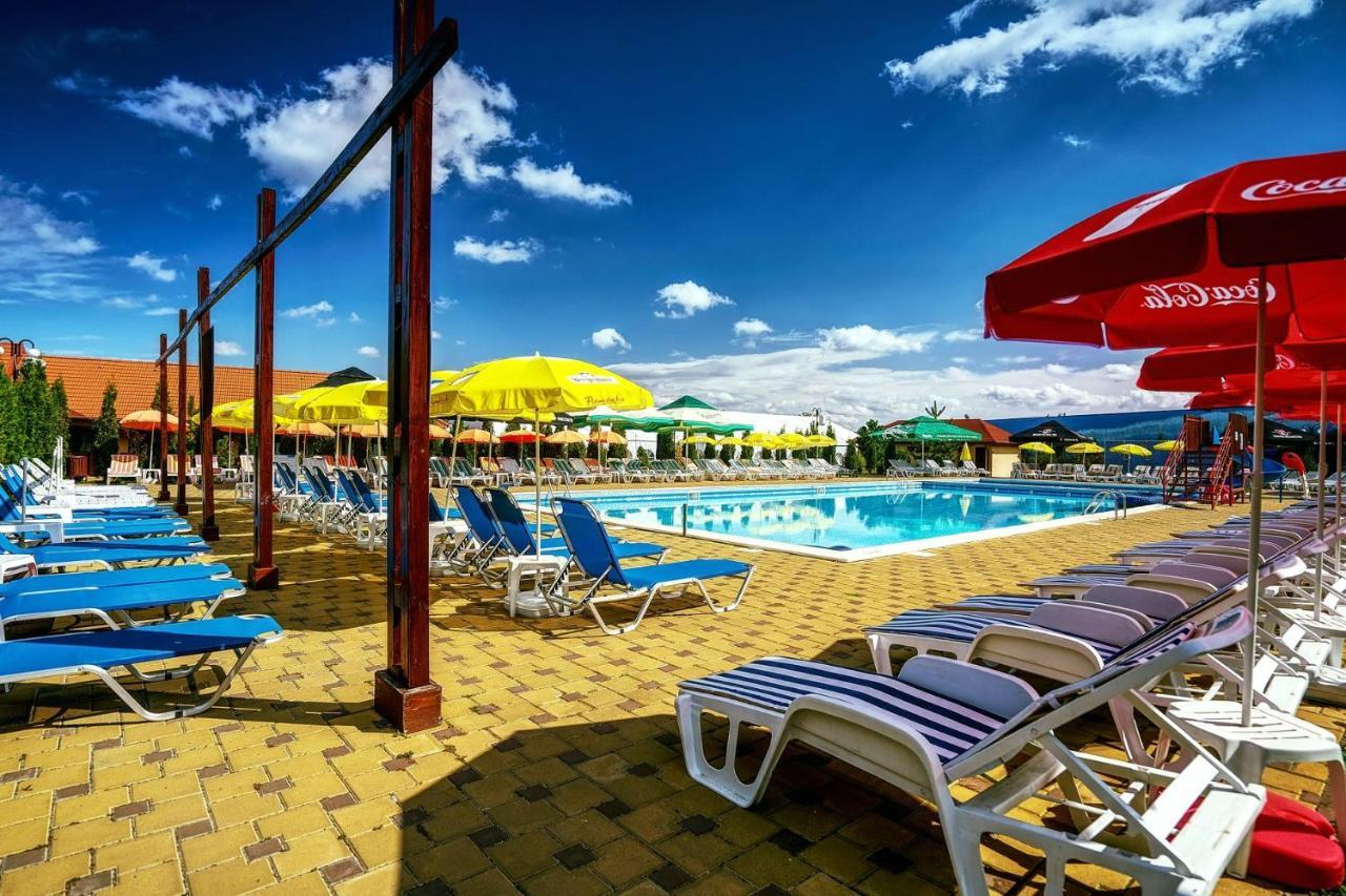 Aqua Party Victoria (Iasi) Exterior photo