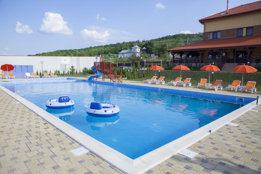 Aqua Party Victoria (Iasi) Exterior photo